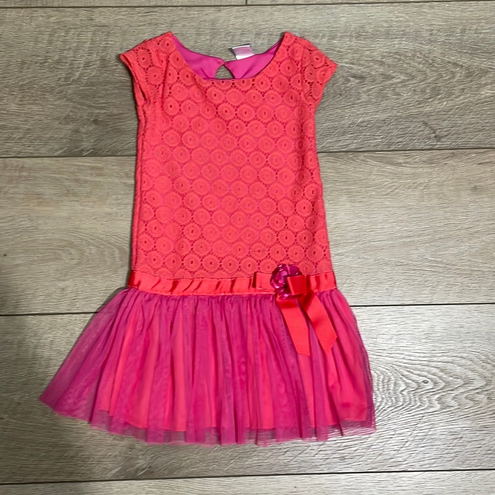 Girls dress